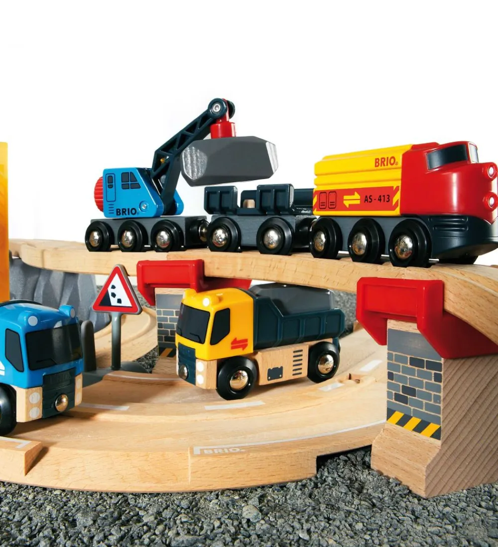 BRIO Brio>Tog- Og Vejbane Lodsesæt - 32 dele - Grå/Træ 33210