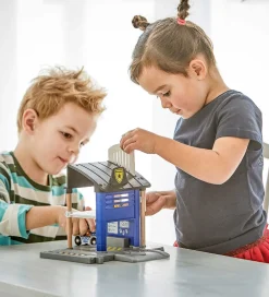 BRIO Brio><noscript><img width=