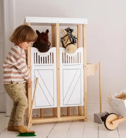 by ASTRUP Kæpheste><noscript><img width=