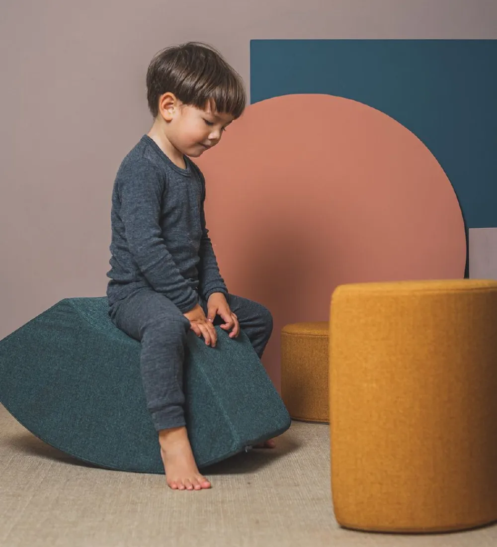 by KlipKlap Tumledyr|Motorisk Legetøj>Tumlemøbel - Rainbow - 57x27x30 cm - Pine Green