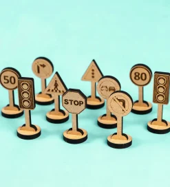 Crateit Biler, Tog Og Køretøjer|Trælegetøj>Kreasæt - Town - Træ - Trafikskilte - 10 Dele