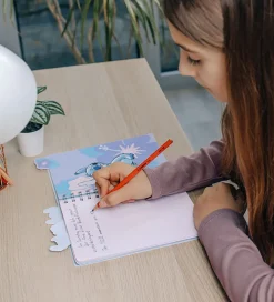 Stitch Kreativ Leg><noscript><img width=