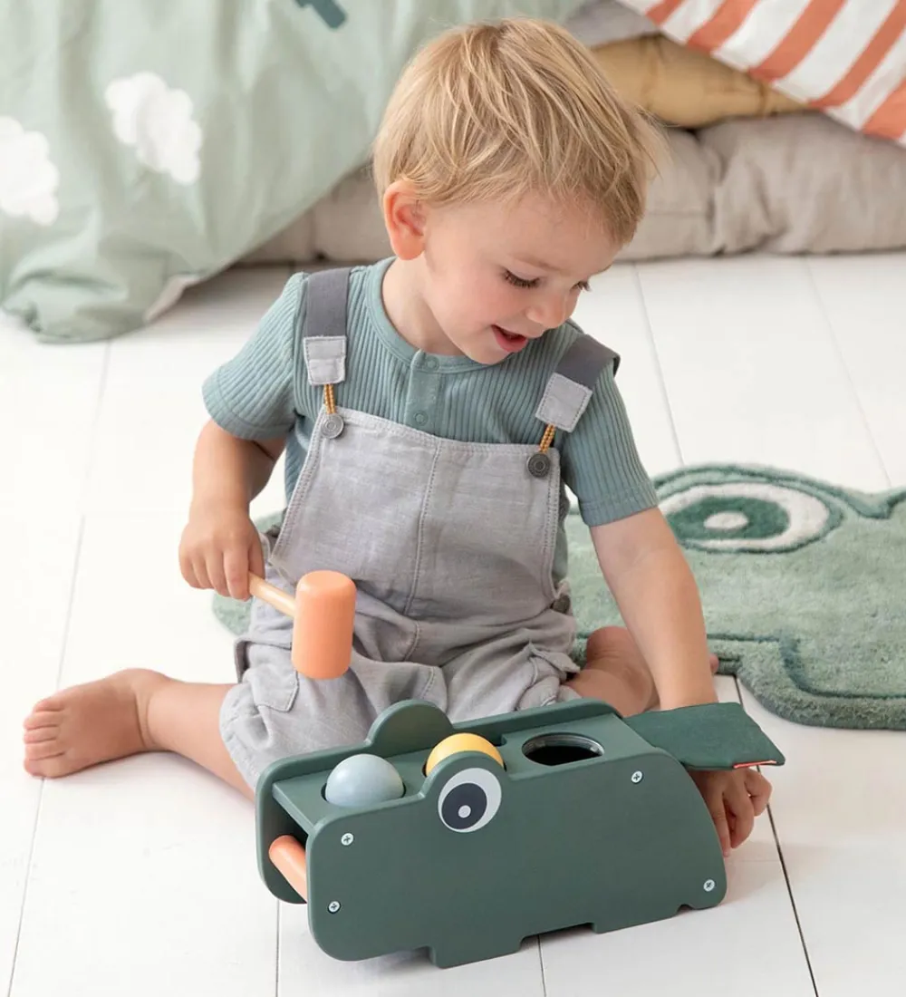 Done by Deer Aktivitetslegetøj>Hammerbræt - Træ - Croco Green