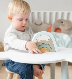 Done by Deer Stablelegetøj><noscript><img width=