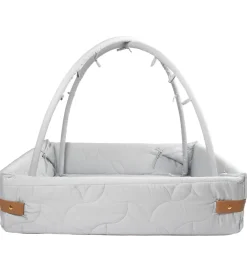 Filibabba Babylegetøj|Aktivitetsstativer>Aktivitetsnest - Soft Quilt - Pearl Blue