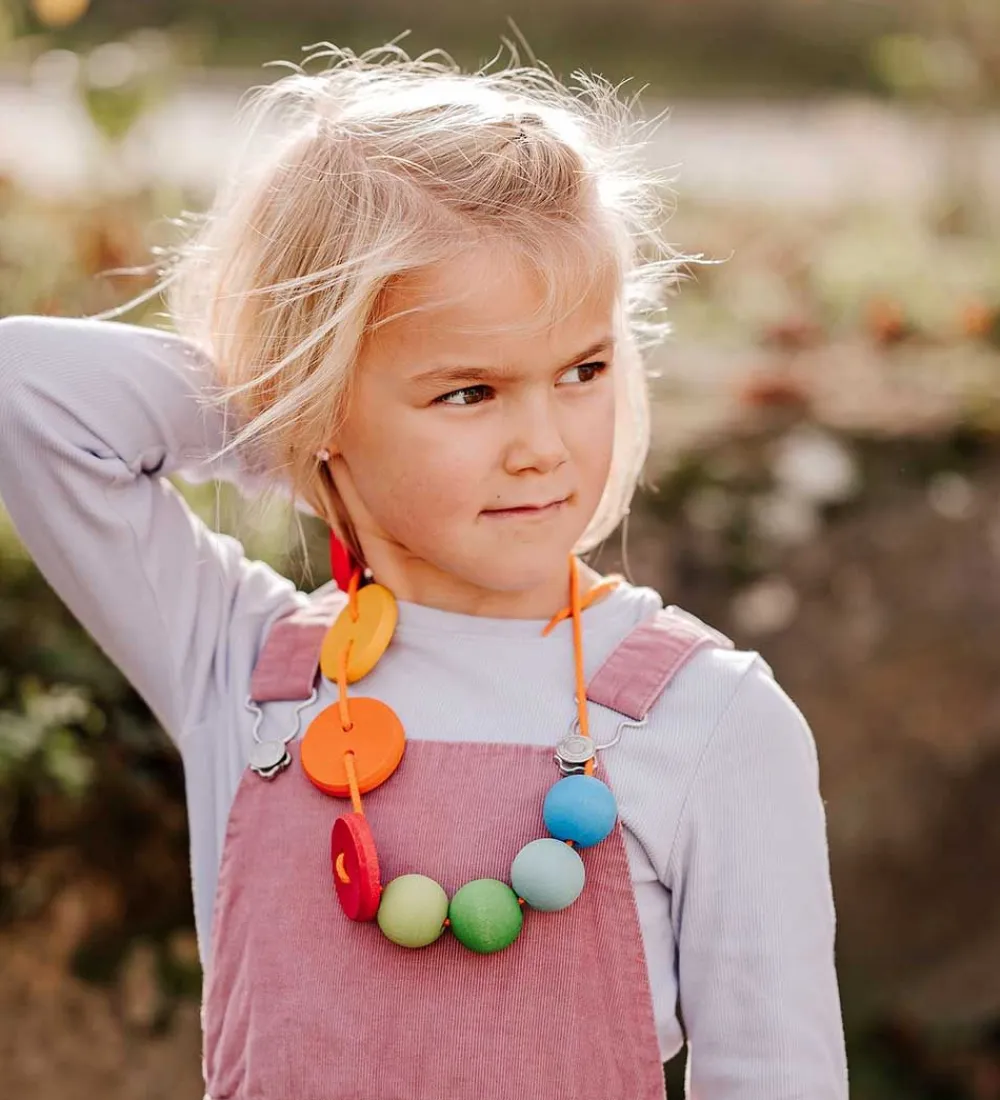 Grimms Trælegetøj>Trælegetøj - Small World Play Down By The Meadow