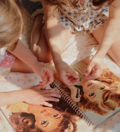 Konges Sløjd Bøger><noscript><img width=