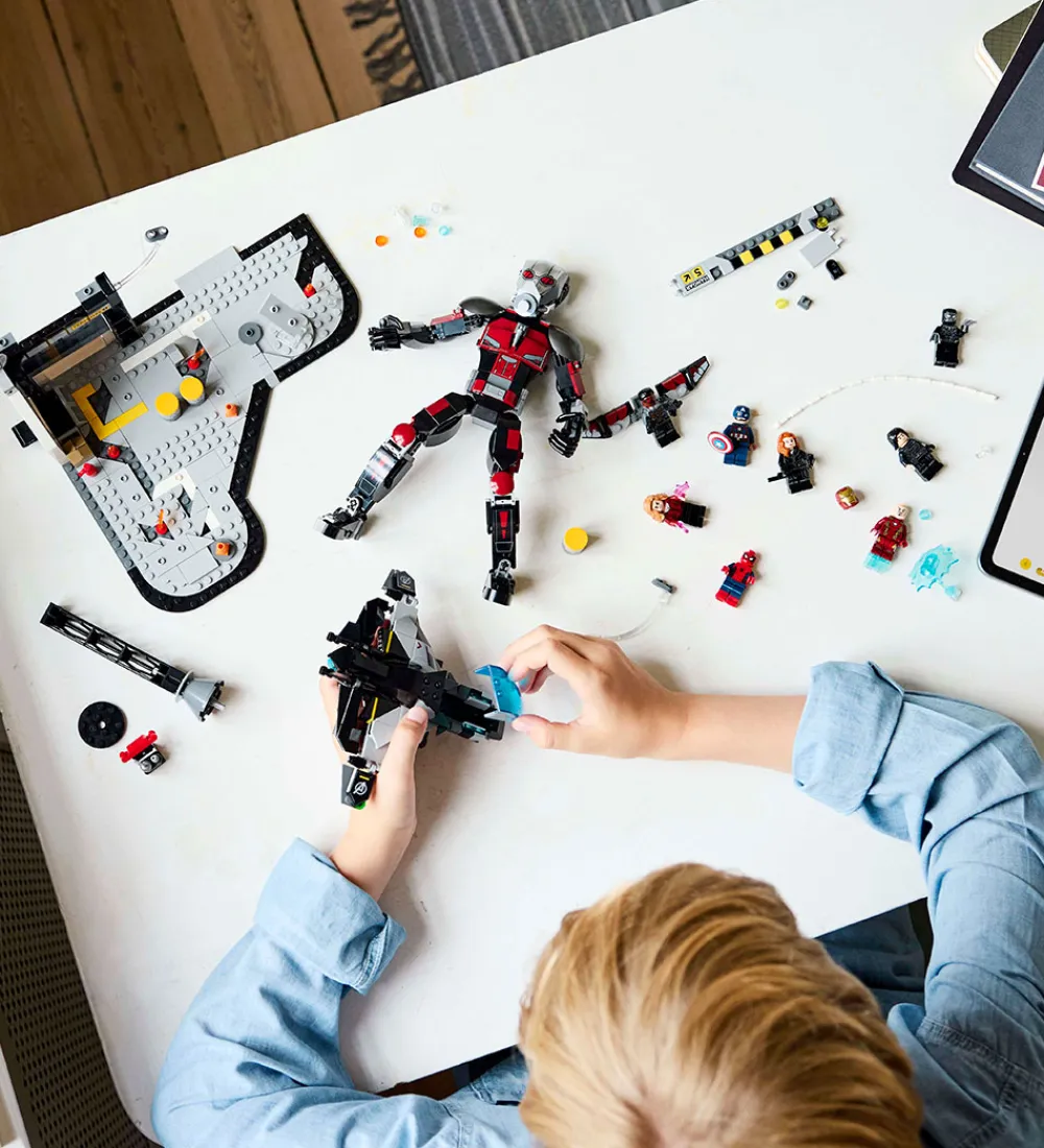 LEGO® Konstruktionslegetøj|Lego®>Marvel - Captain America Civil War-Act... 76314 - 736 Dele