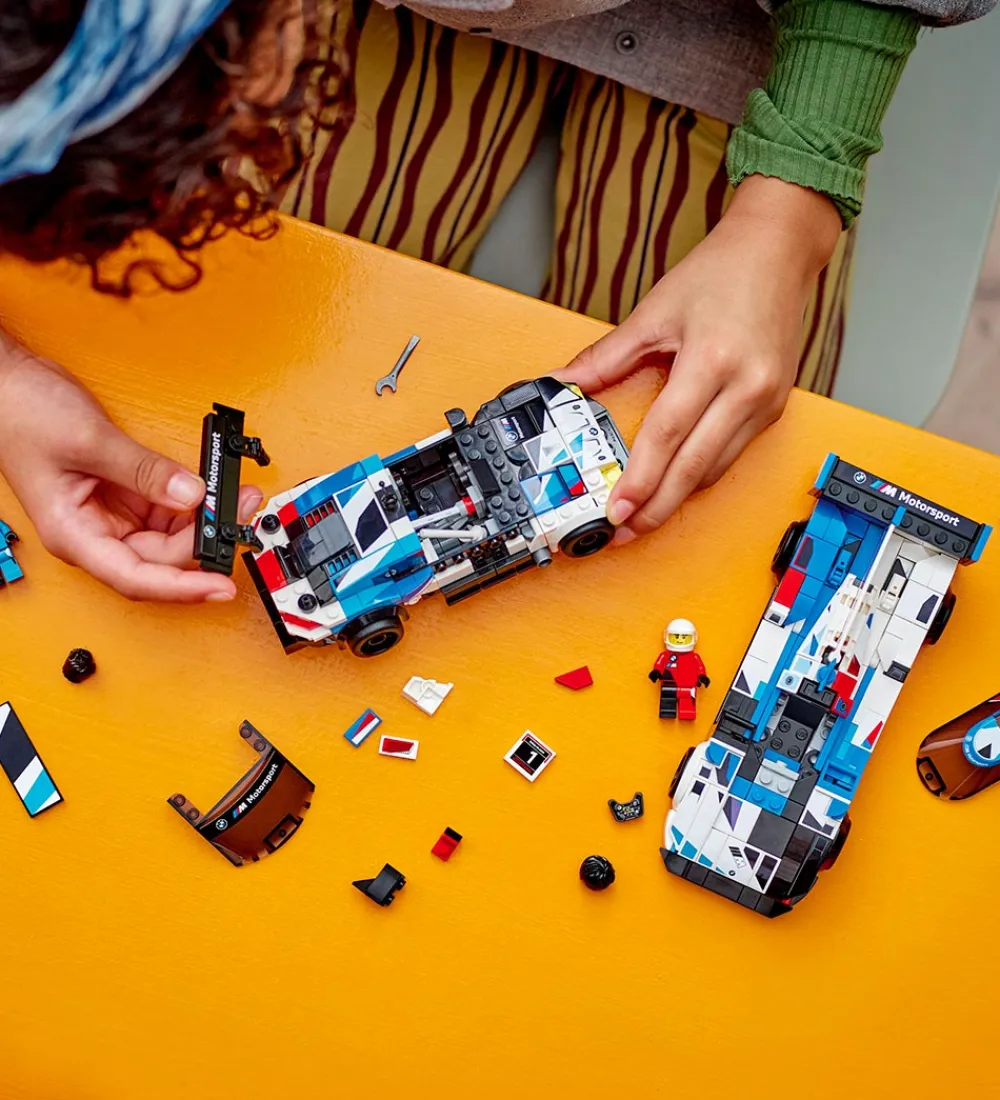 LEGO® Lego®>Speed Champion - BMW M4 GT3 og BMW M H... 76922 - 676 Dele