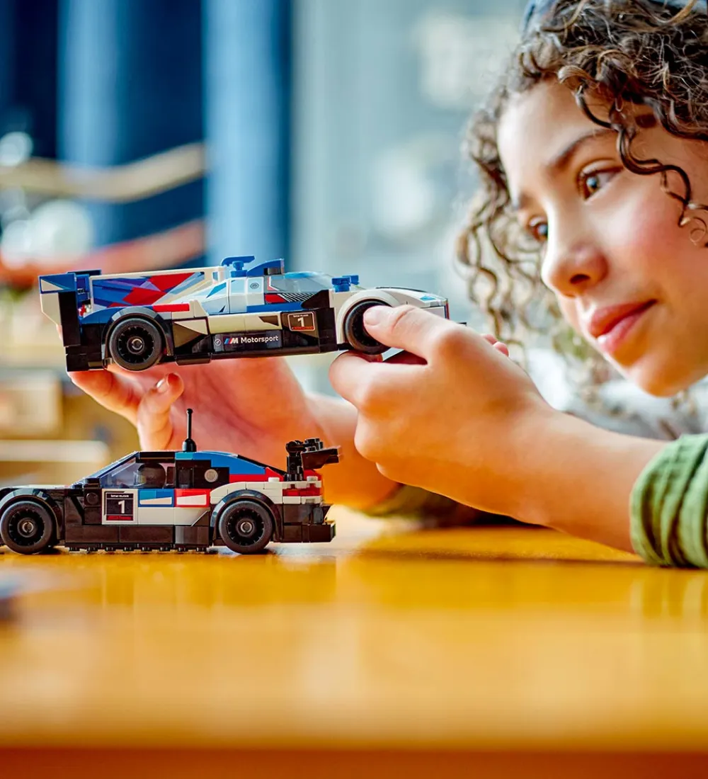 LEGO® Lego®>Speed Champion - BMW M4 GT3 og BMW M H... 76922 - 676 Dele