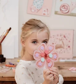 Little Dutch Kreasæt><noscript><img width=