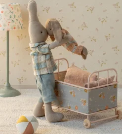 Maileg Dukker Og Tilbehør>Kanin - Micro - Strikket Dragt - Brun/Støvet Rosa