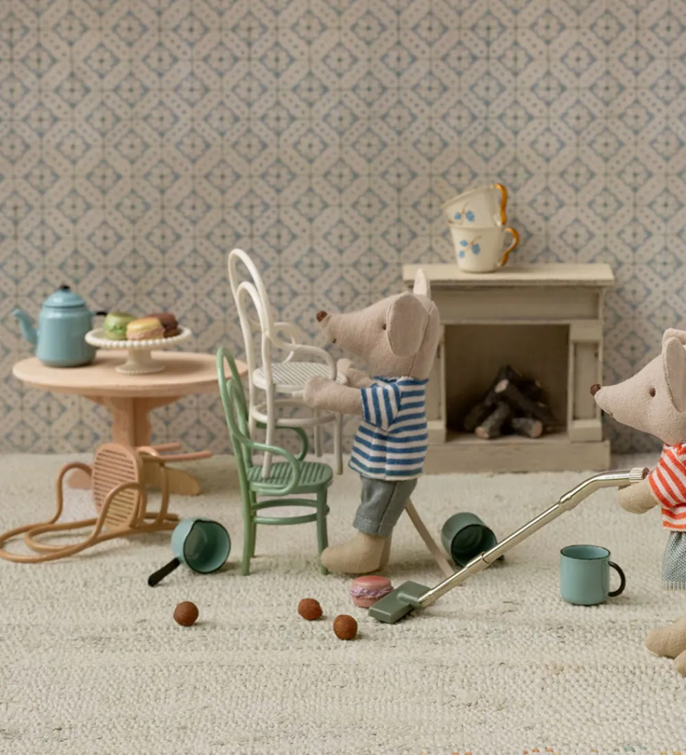 Maileg Dukker Og Tilbehør>Miniature Vintagestol - Mus - Råhvid