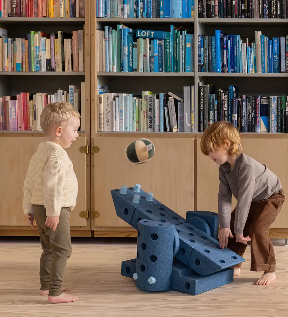 MODU Aktivitetslegetøj|Motorisk Legetøj>Klods Vinkel - 20x20x10 cm - Deep Blue
