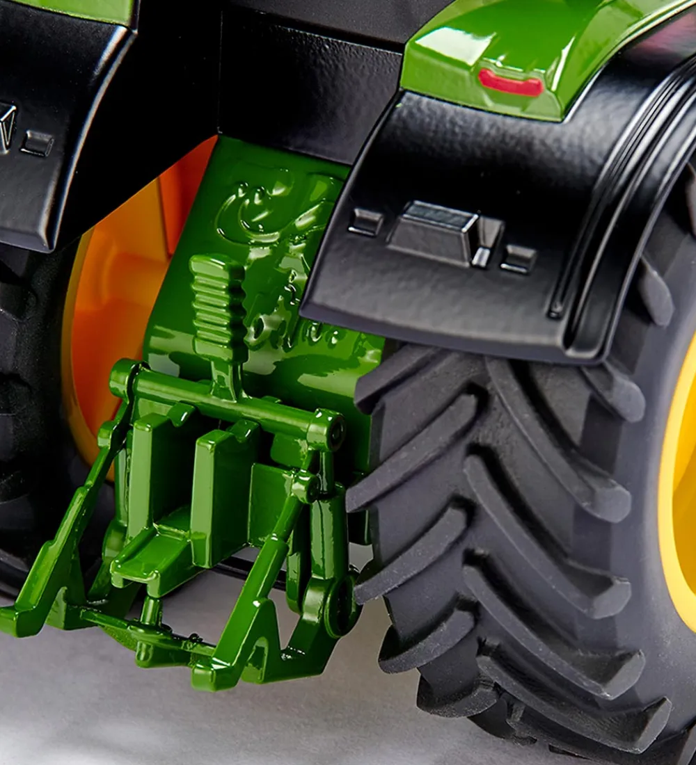 Siku Traktorer>Traktor - John Deere 8R 370 - 1:32 - Grøn