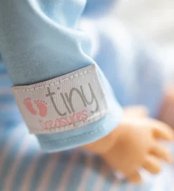 Tiny Treasures Dukker Og Tilbehør>Dukke m. Brun Hår - Blue Bear Dukke