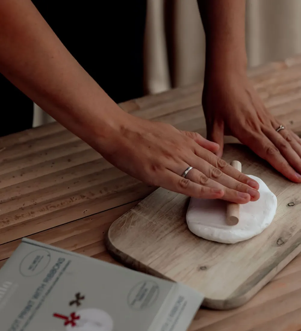 Vanilla Copenhagen Kreasæt>Hånd- og Fodaftryksæt m. Bånd - Hvid/Rød/Brun